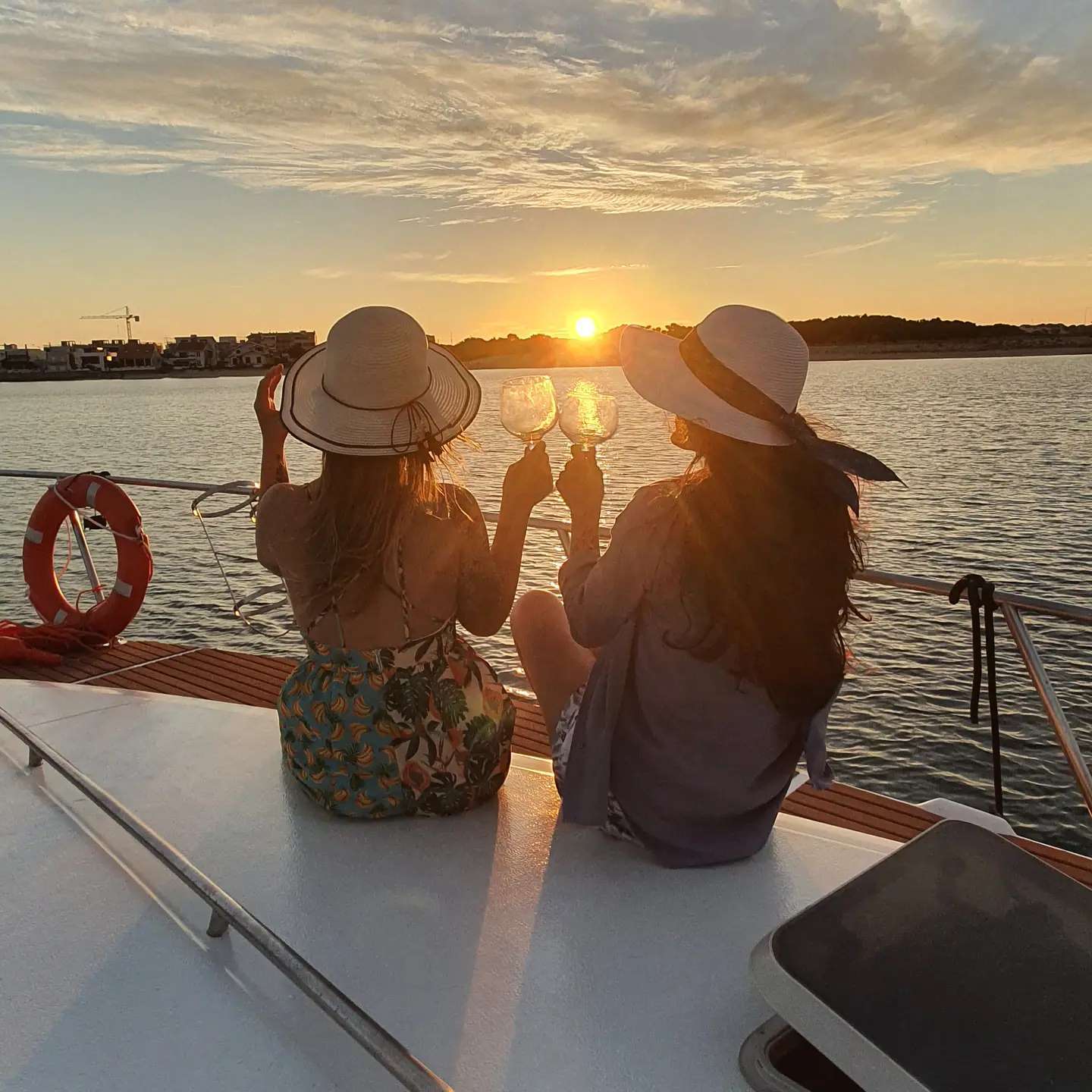 Sunset Lovers - a bordo com a Aveiro Boat Experience