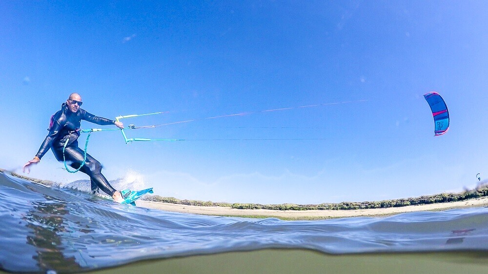 Aulas de Kitesurf com o Ria de Aveiro KiteClub