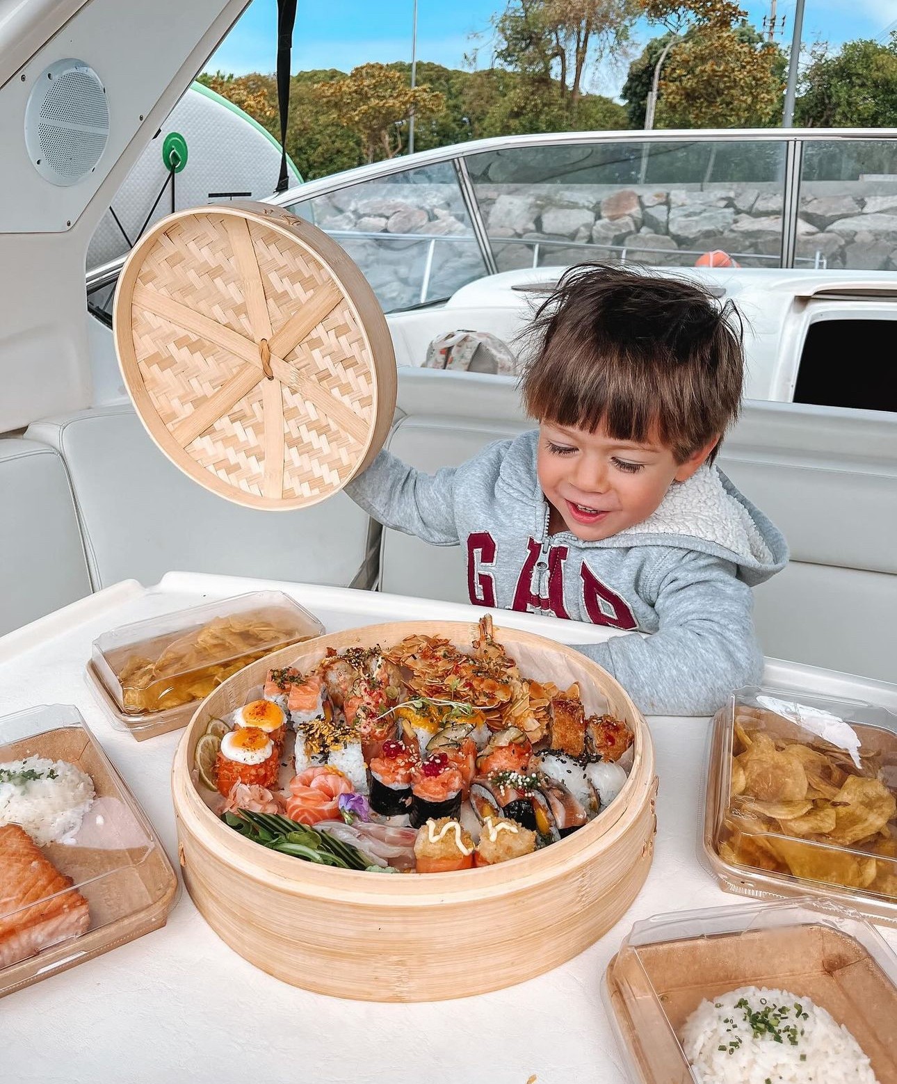Passeio com almoço / jantar, com a Aveiro Boat Experience